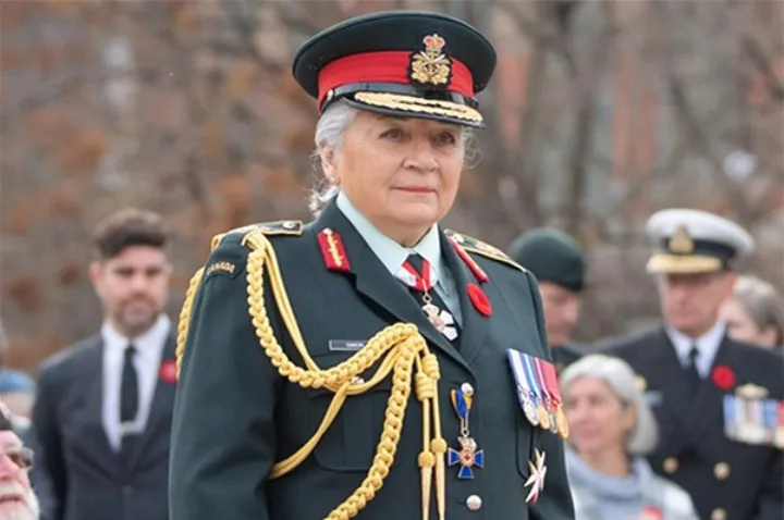 لیموزین سواری فرماندار کل کانادا، ۷۱ هزار دلار آب خورد؛ آنهم برای یک مسافت ۸ دقیقه‌ای!